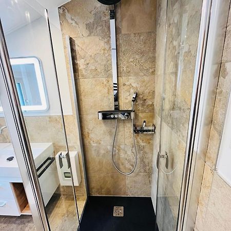 Apartamento Haus Helga Hof bei Salzburg Exterior foto
